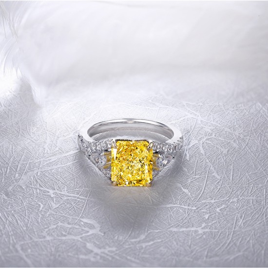 Square zircon ring